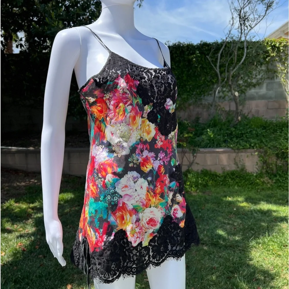 Dress - Picture 2 of 6